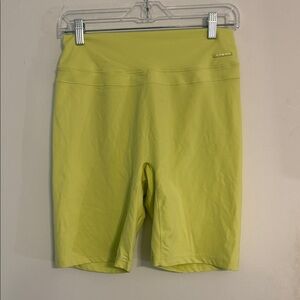 Gymshark Women's Yellow Shorts - SET